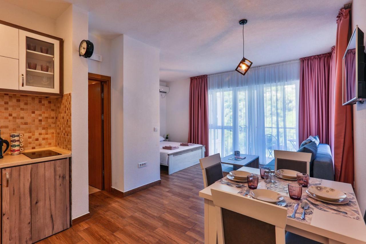 Luna Apartmani Sutomore Exterior foto